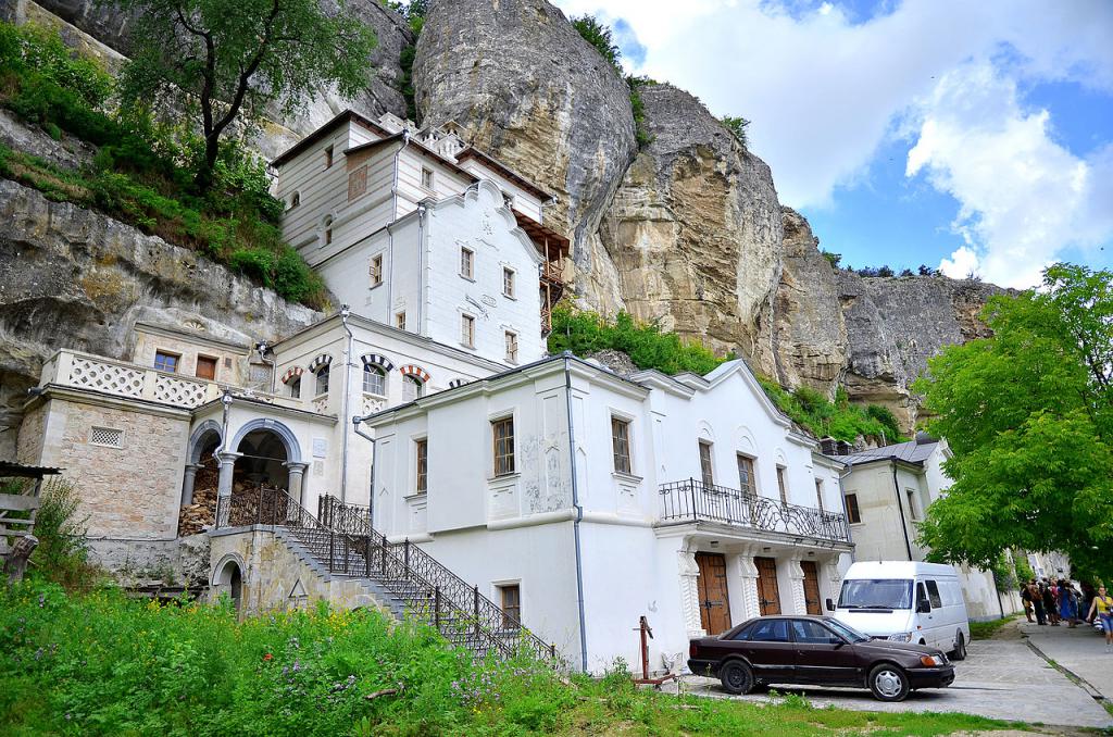 свято успенский монастырь