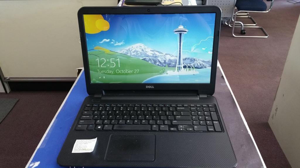 экран ноутбука Dell Inspiron 3521