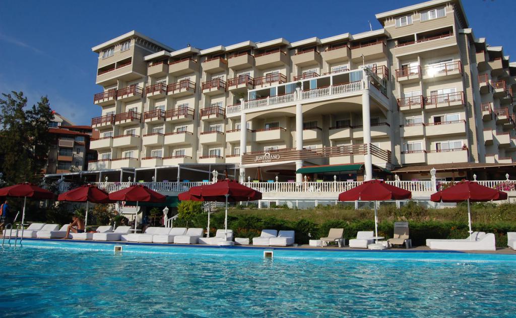 отель Justiniano Deluxe Resort