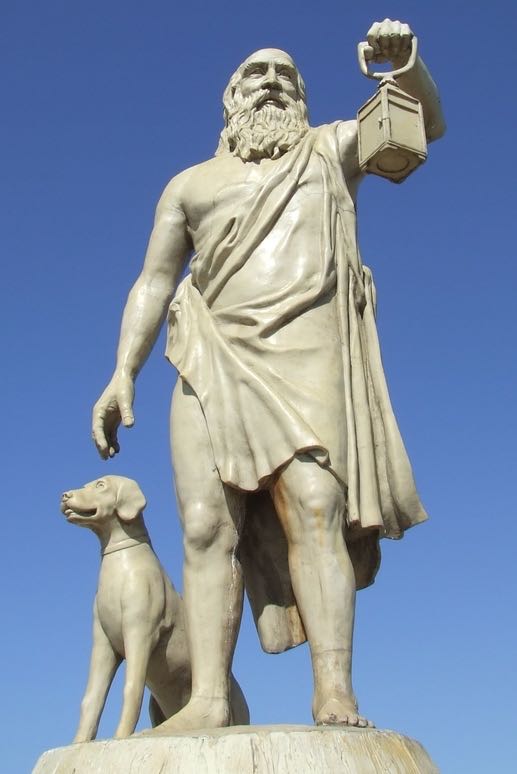 Статуя Диогена Синопского