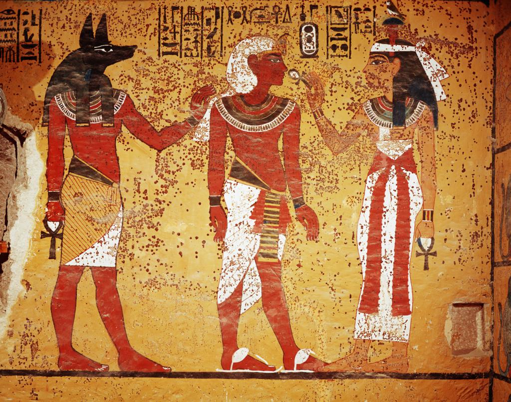 Передник появился в Египте