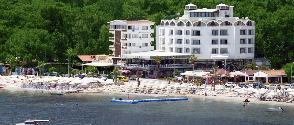 Вид на пляж отеля