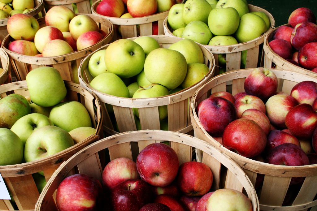 Как лучше приготовить яблоки?