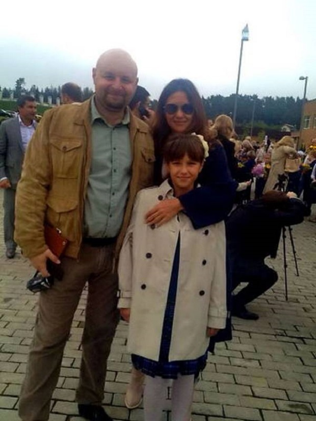 Илья Хорошилов с Климовой и их дочкой Лизой