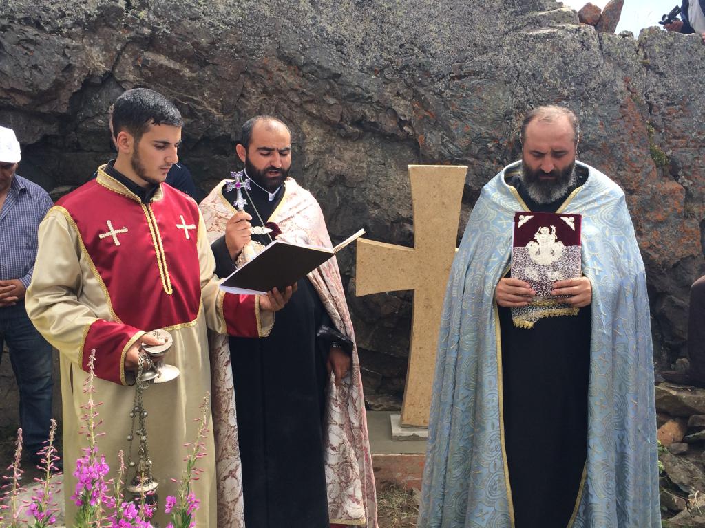 армянские священники