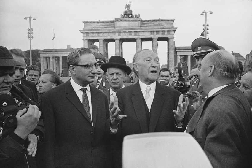 Аденауэр в Берлине