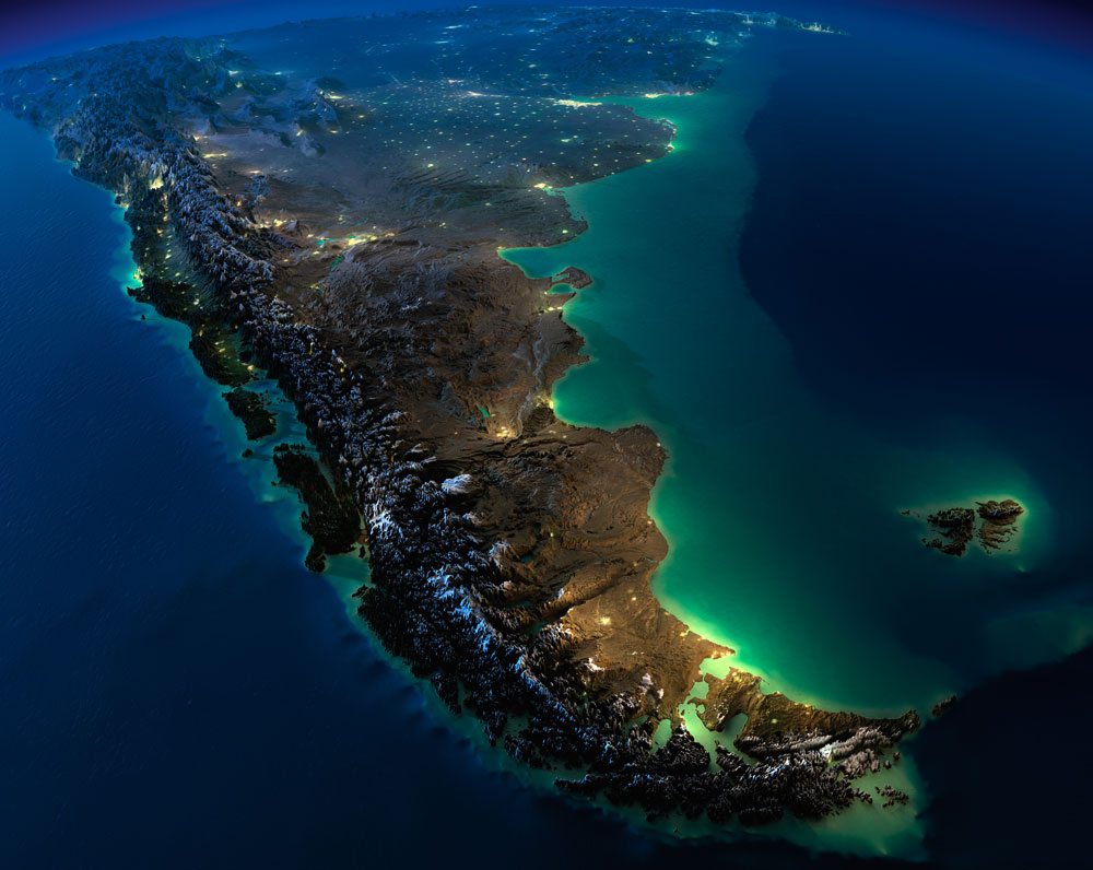 Магелланов пролив между Южной Америки и архипелагом Огненная земля.