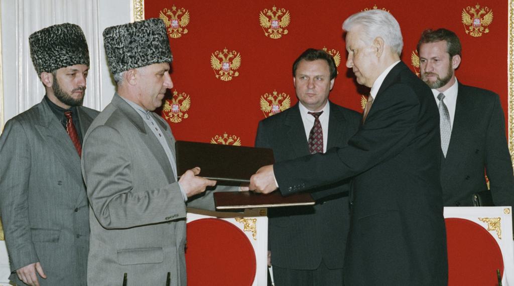 Аслан Масхадов и Ельцин