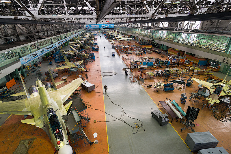 авиационный завод в Иркутске