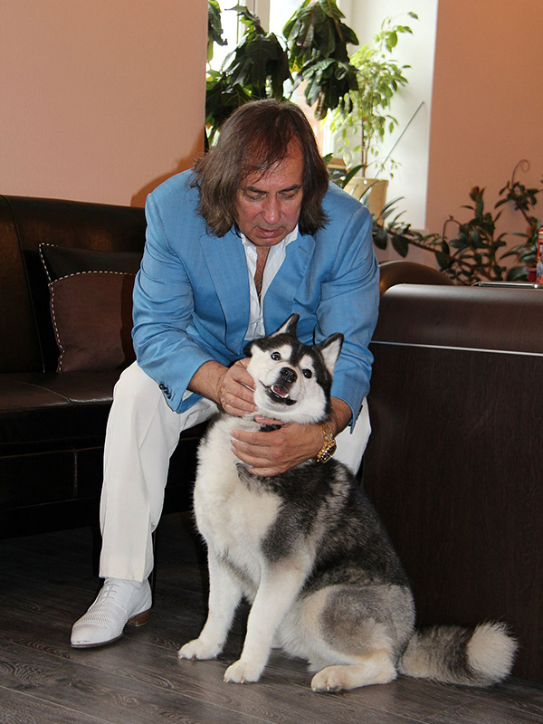 Александр Иншаков с собакой