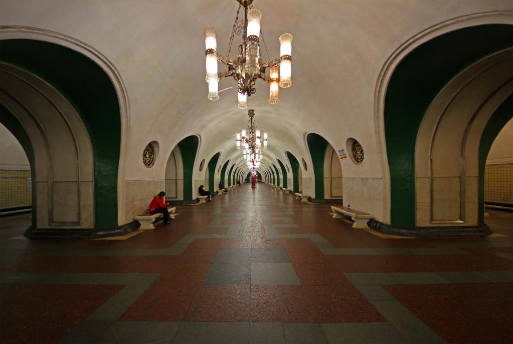 станция метро ВДНХ