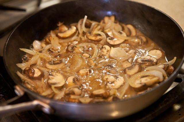 как приготовить грибной соус