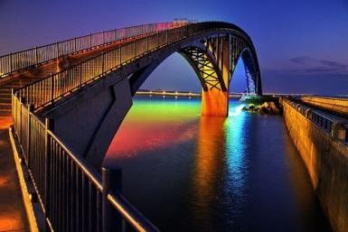  живописный мост