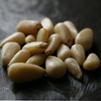 Кедровые орехи. Полезные свойства и использование