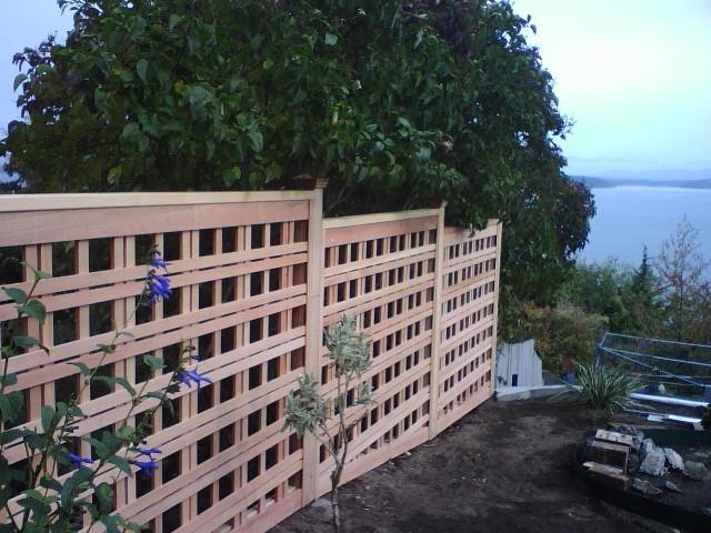 деревянный забор фото
