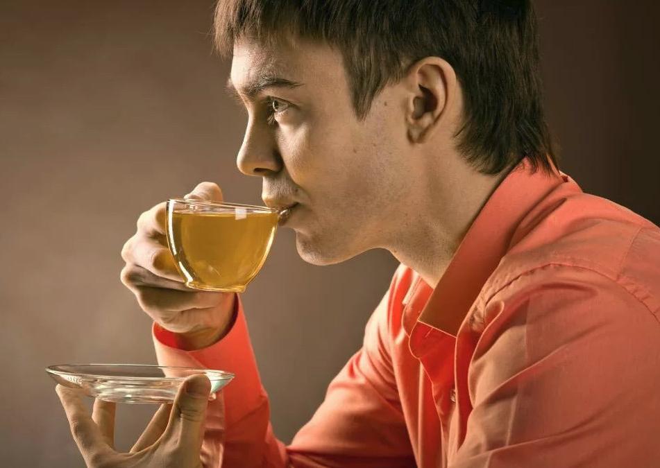Картинка пью чай