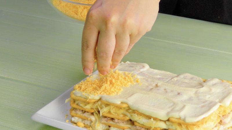 Торт из сырного крекера