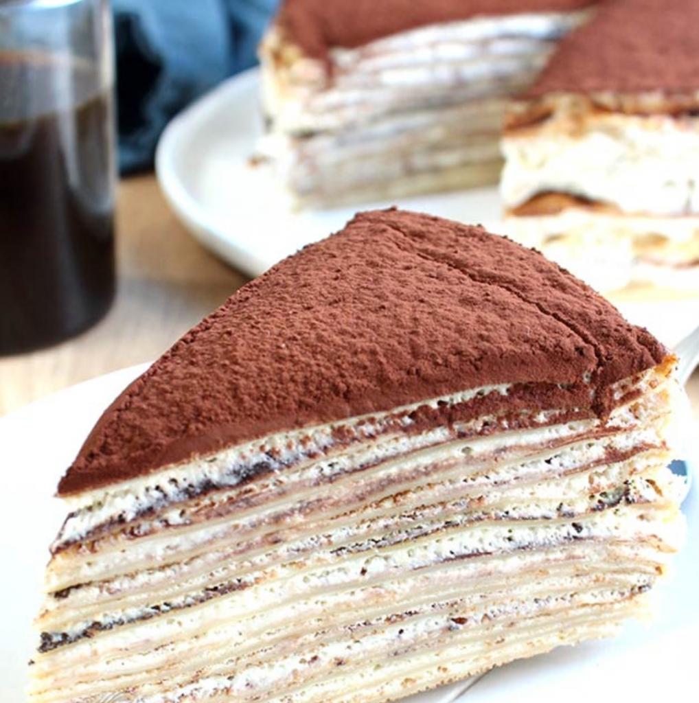 Блинный торт тирамису. Блинный торт "тирамису-торт". Французский блинный торт. Тортик блинный тирамису.