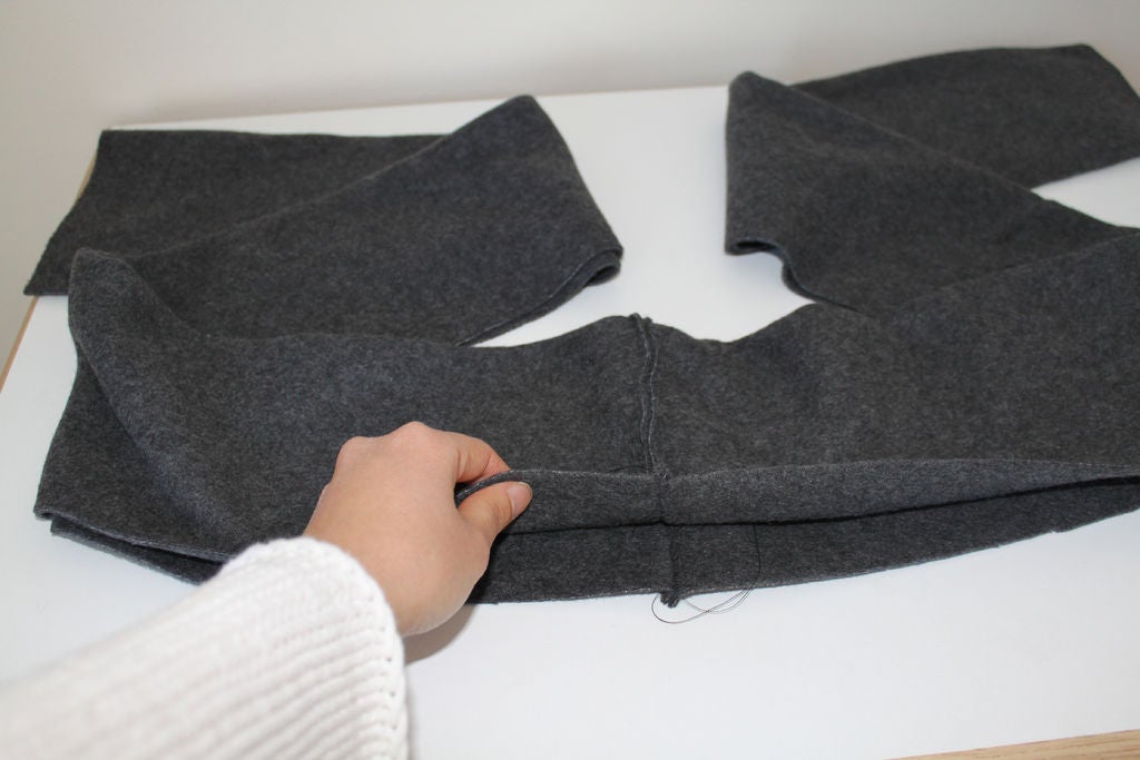 домашние тапочки из махровых полотенец. пэчворк в одежде. шьем домашние сапоги. шьем дома из мягкой кожи - лайки. шьем теплую.