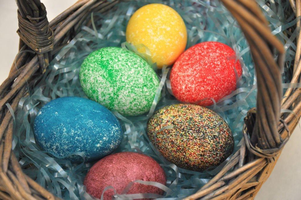 На каждую Пасху крашу яйца только с рисом простой способ