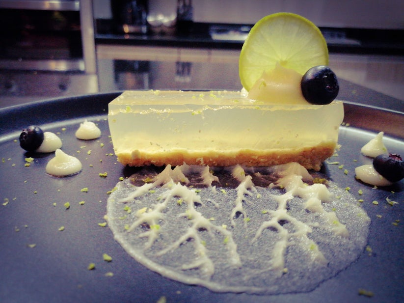 Black Label Salt Deluxe Lemon Tart №5 – лимонное пирожное с заварным кремом