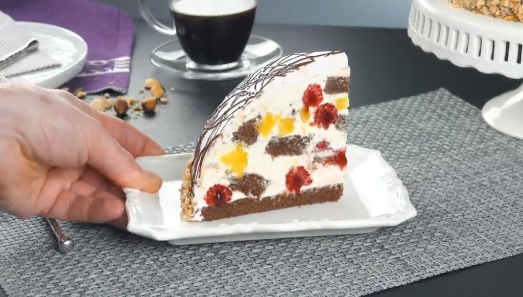 Торт с малиной и ананасом. 1779661. Торт с малиной и ананасом фото. Торт с малиной и ананасом-1779661. картинка Торт с малиной и ананасом. картинка 1779661. Чтобы приготовить нежный торт "Панчо" с ананасами, нам нужно: