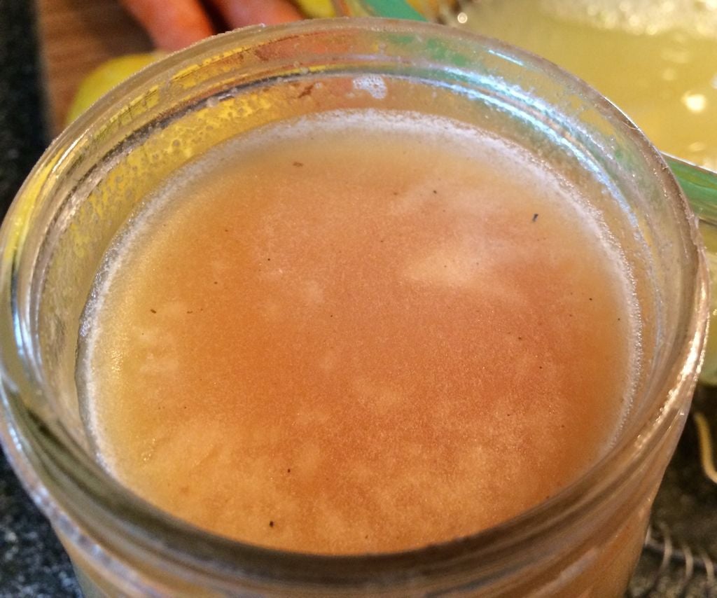 Приготовление медной воды. Морковный мед. Мёд из моркови. Вода подслащенная медом. Медовая вода гиперплазия.