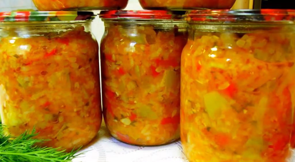 Кабачки с рисом на зиму. Салат с рисом и кабачками на зиму. Салат на зиму с рисом и овощами пошаговый. Заготовки на зиму из кабачков с рисом. Заготовки на зиму из кабачков с рисом.