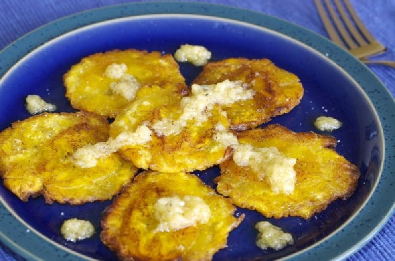 Жареные бананы с сыром