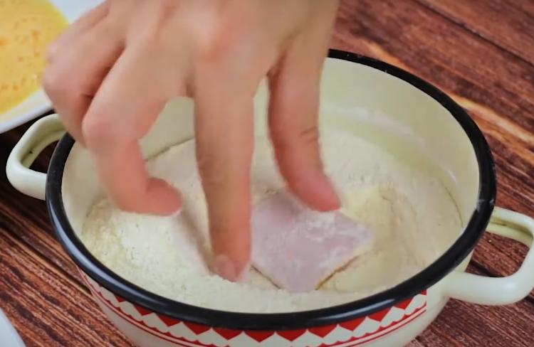 мясо в панировке с сыром и ветчиной внутри 2 слова 9 букв. Смотреть фото мясо в панировке с сыром и ветчиной внутри 2 слова 9 букв. Смотреть картинку мясо в панировке с сыром и ветчиной внутри 2 слова 9 букв. Картинка про мясо в панировке с сыром и ветчиной внутри 2 слова 9 букв. Фото мясо в панировке с сыром и ветчиной внутри 2 слова 9 букв