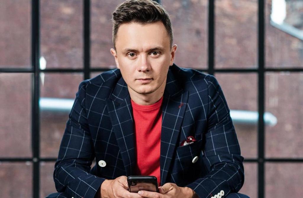 Целеустремленная и стильная: жена Ильи Соболева - настоящая красотка (новые фото