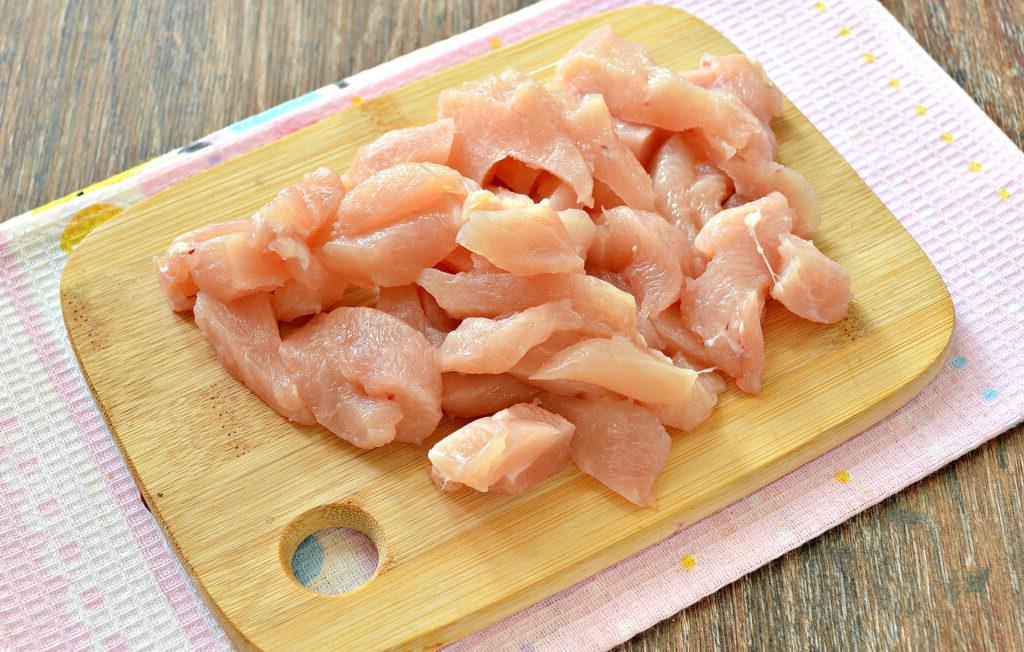 Куриная грудка рецепт высоцкой. 2109261. Куриная грудка рецепт высоцкой фото. Куриная грудка рецепт высоцкой-2109261. картинка Куриная грудка рецепт высоцкой. картинка 2109261. Большинство людей жалуется на то, что когда они готовят куриное филе, оно получается у них очень жестким, плохо жуется и кажется совсем не вкусным. Именно поэтому Юлия Высоцкая и поделилась на своей страничке в социальной сети рецептом приготовления идеального мяса, которое получается таким нежным, мягким и сочным, что его потом хочется делать снова и снова, чтобы наслаждаться каждым кусочком.