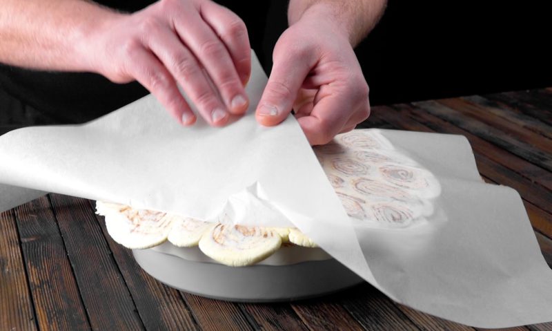 латышский пирог с яблоками и корицей. 2176298. латышский пирог с яблоками и корицей фото. латышский пирог с яблоками и корицей-2176298. картинка латышский пирог с яблоками и корицей. картинка 2176298. Нежный, тающий во рту пирог с яблоками. Совершенно не похож на банальную шарлотку, тесто скорее кексовое, а яблочный аромат просто сводит с ума.