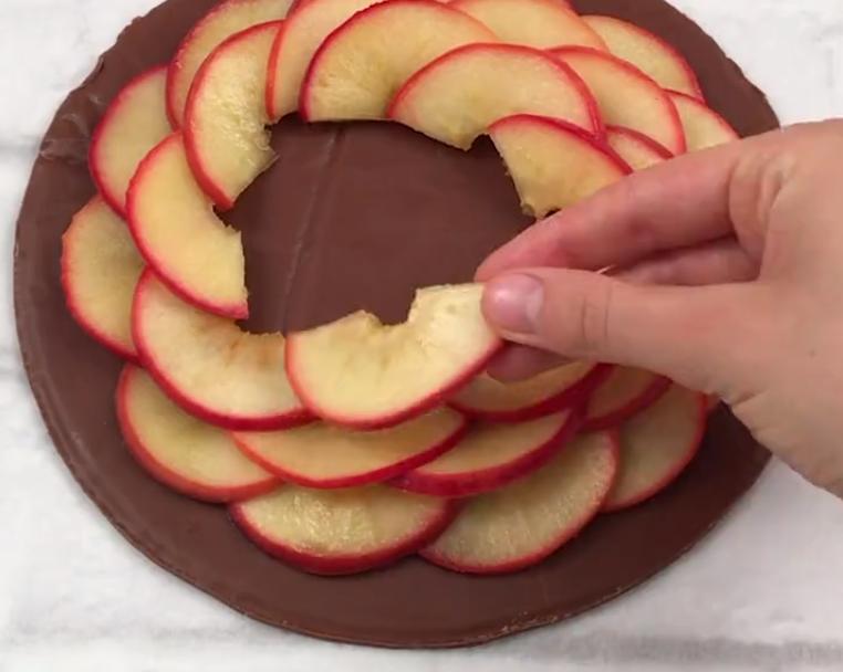 Торт с начинкой карамелизованные яблоки