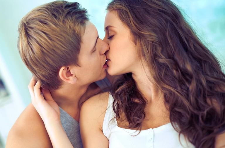 зачем мужчины целуются по французски. 218696. зачем мужчины целуются по французски фото. зачем мужчины целуются по французски-218696. картинка зачем мужчины целуются по французски. картинка 218696.