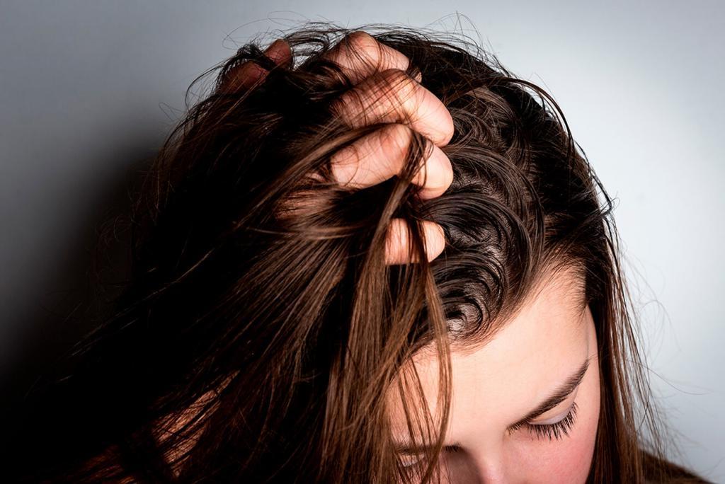 Как реже мыть голову и сохранить чистоту волос надолго