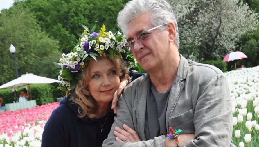муж алферовой ирины сергей мартынов
