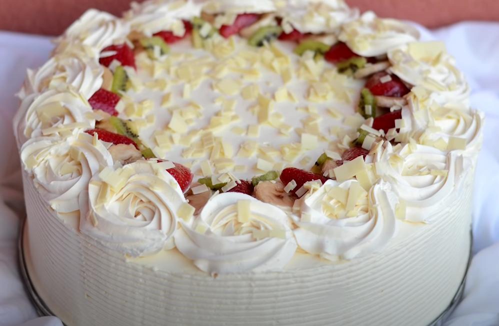 Фруктовый торт "Калейдоскоп" на хрустящем безе и со