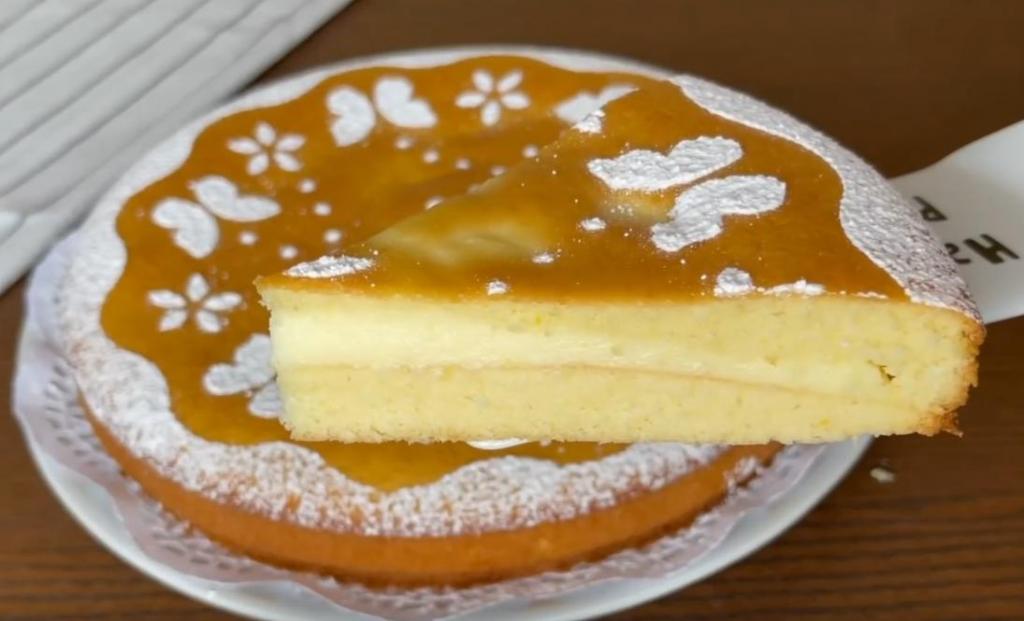 Пирожное лимонной начинкой сгущенкой