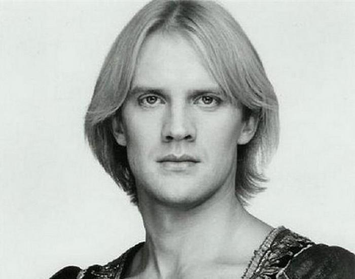 2392547 биография людмилы власовой балерины