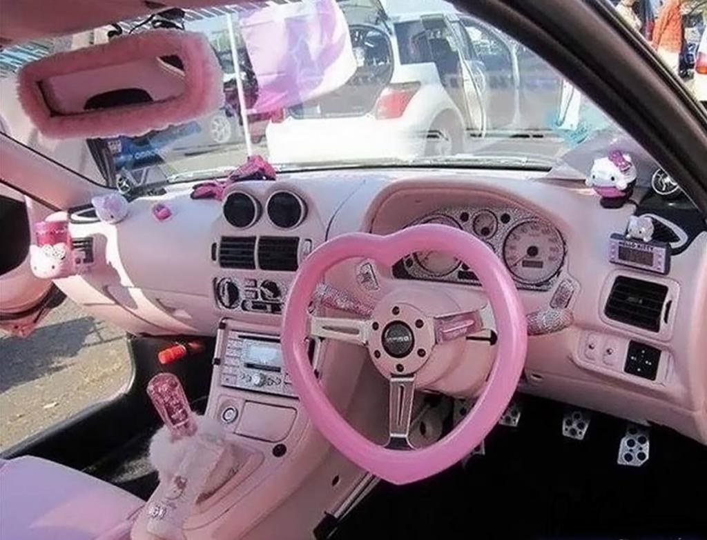 Автомобиль мечты для девушки