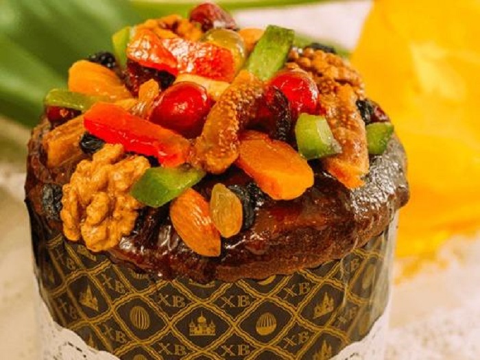 Кулич с сухофруктами