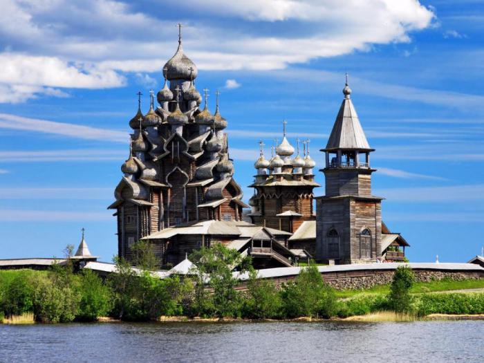 30 прекрасных мест для туристов 