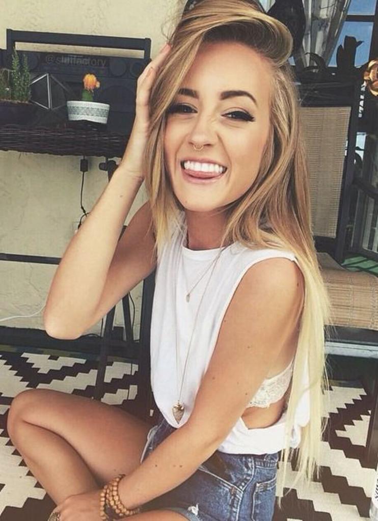 Aspen Mansfield face
