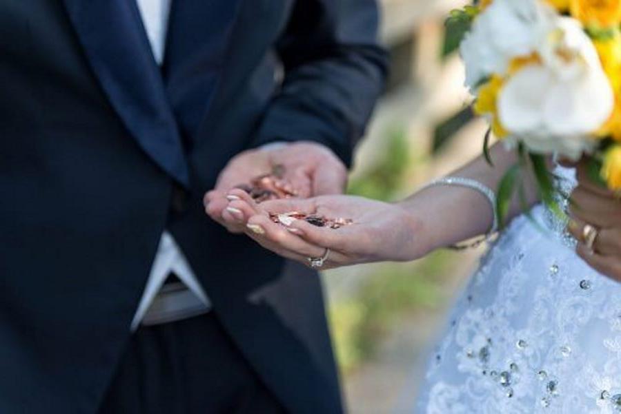 Обмен кольцами на свадьбе: идеи и традиции
