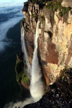 Самый высокий водный каскад в мире - водопад Анхель