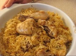 Как приготовить экзотический плов с курицей или кальмарами