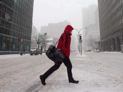 Какова средняя скорость пешехода?