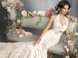 Платье с кружевом - компромисс соблазна и скромности