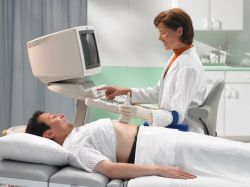 Почему возникает боль в солнечном сплетении? 
